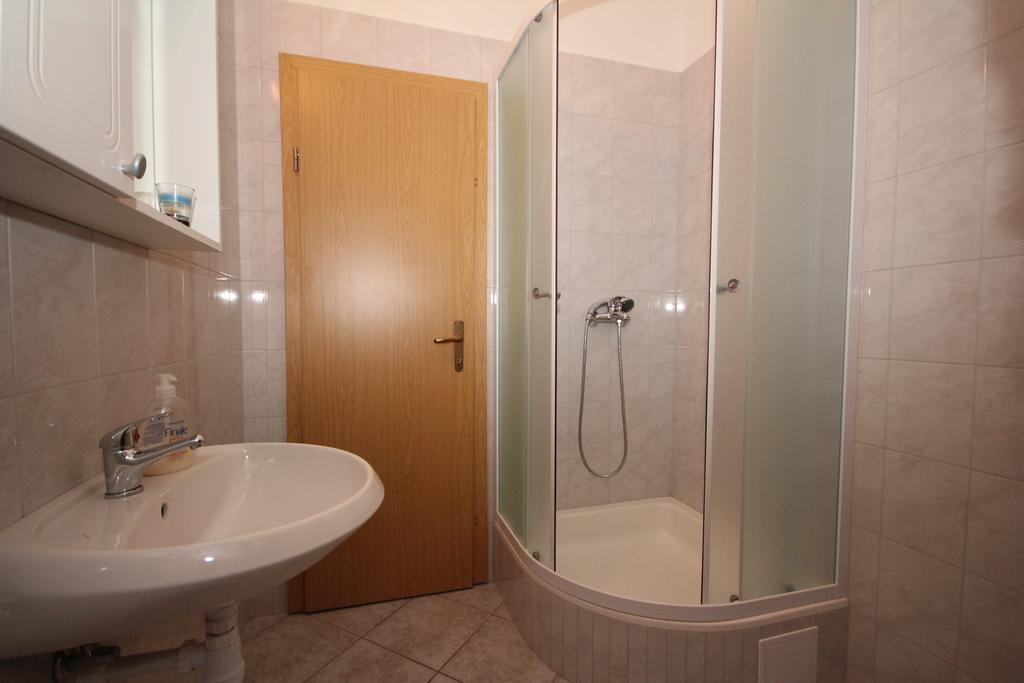 Apartment Adriatika *
