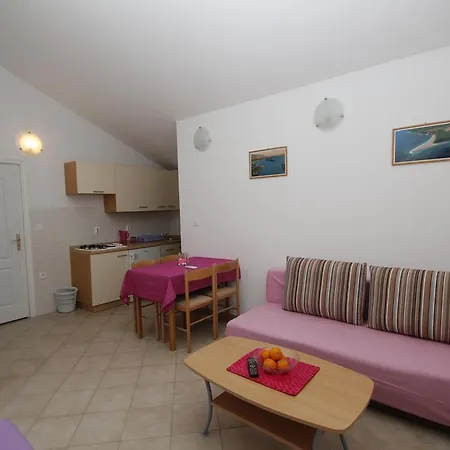 Apartments Adriatika Makarska Room photo