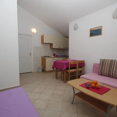Apartments Adriatika Makarska Room photo