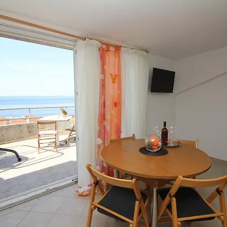 Apartments Adriatika Makarska Room photo