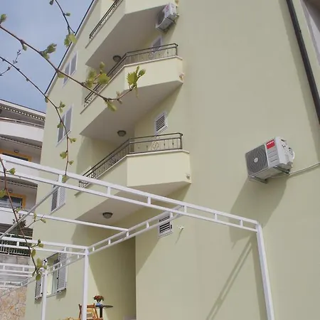 Apartments Adriatika Makarska Exterior photo